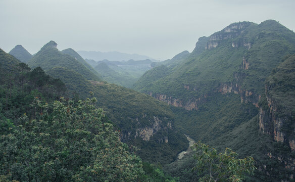 马岭河峡谷的山