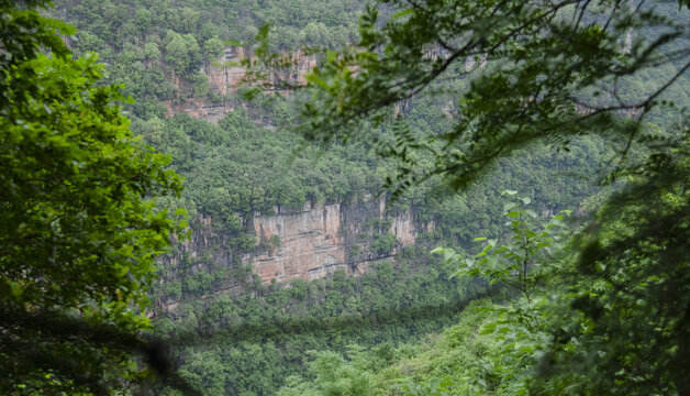 马岭河峡谷的山