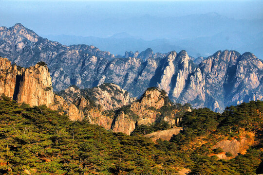 黄山山峦