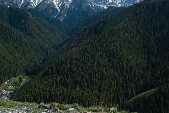 天山