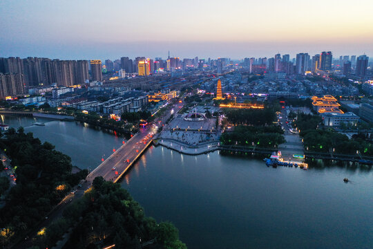 荆河两岸夜景