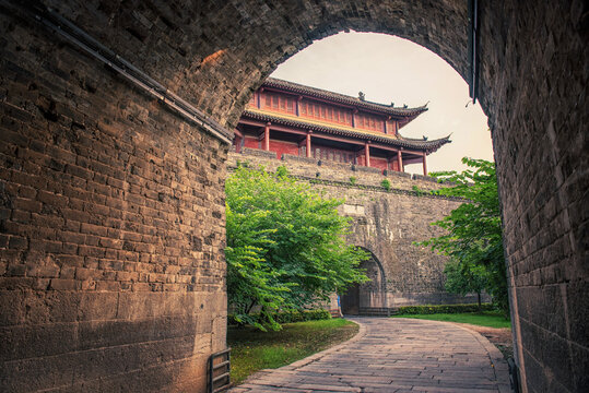 荆州古城拱极门