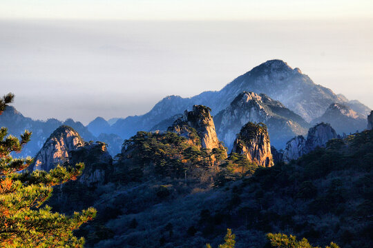 黄山远眺夕照