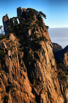 黄山峭壁