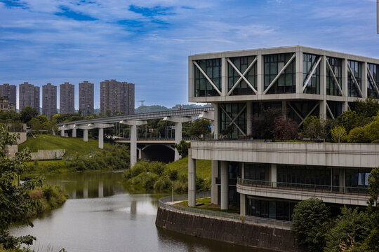 城市河流