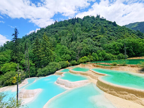 九寨沟神仙池景区莲台彩池