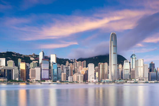 香港维多利亚港日出朝霞风景