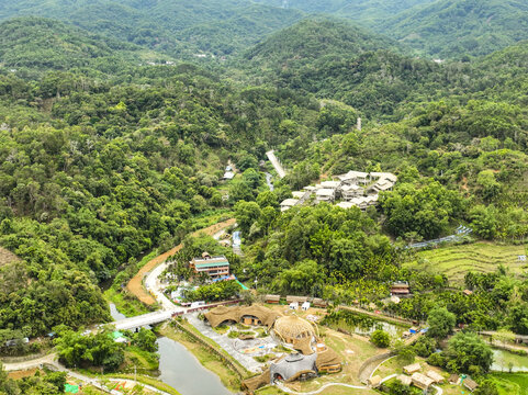 海南五指山毛纳村