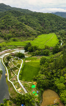 海南五指山毛纳村