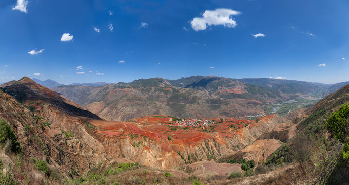 东川红土地全景图