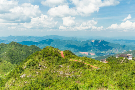 大山