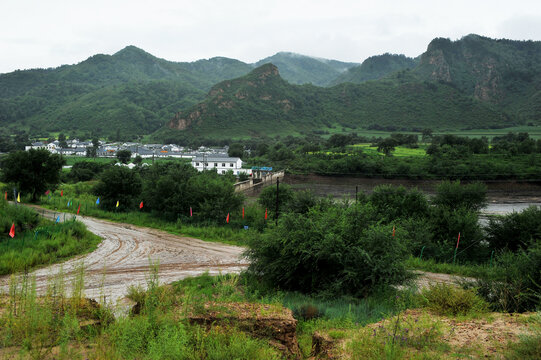 国家一号风景大道夏景