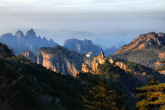 黄山远山仙境奇观