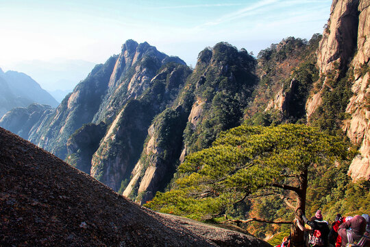 黄山远山意境山水