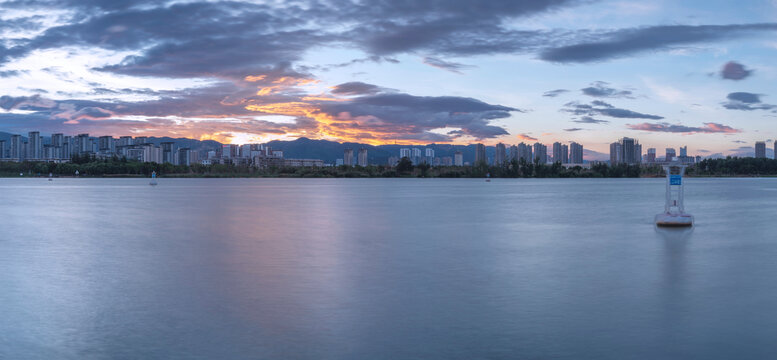 湖泊天空晚霞城市风景