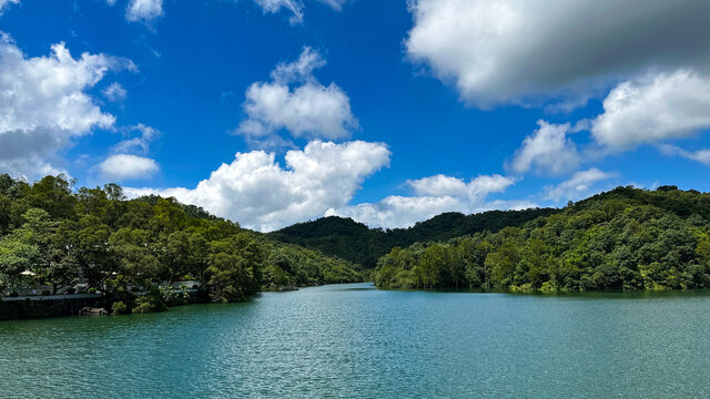 湖光山色