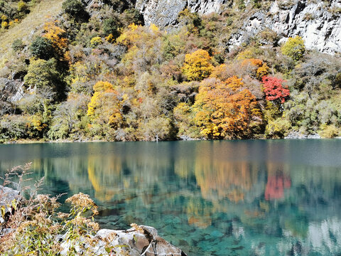 湖光山色