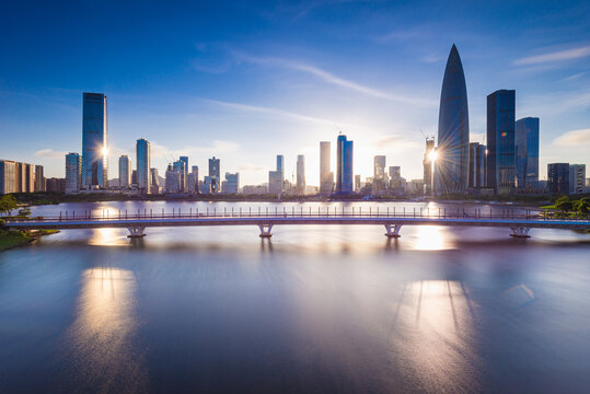 深圳人才公园夏季日落风景