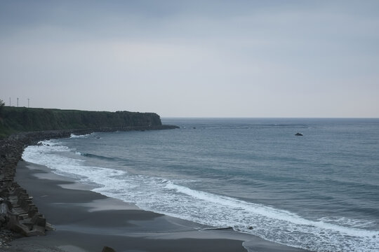 阴天海边