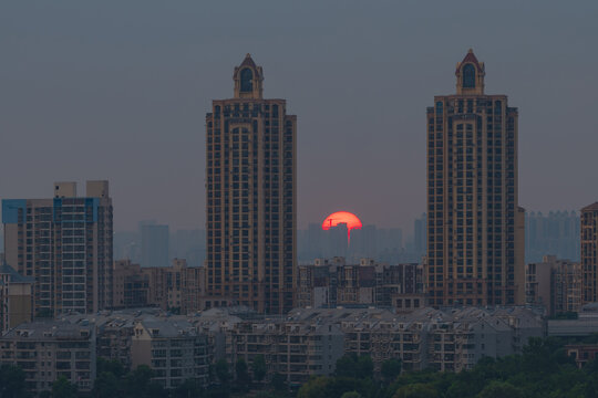 武汉夏天的落日