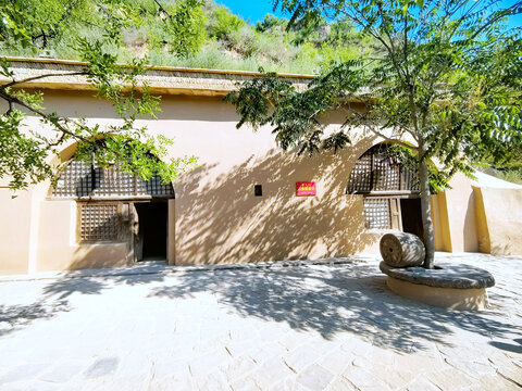 陜西榆林郝家橋村