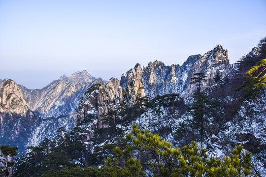 安徽黄山雪后风景