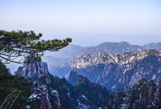 安徽黄山雪后风景