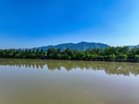 青山绿水全景