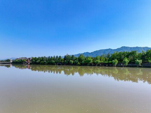 青山绿水全景