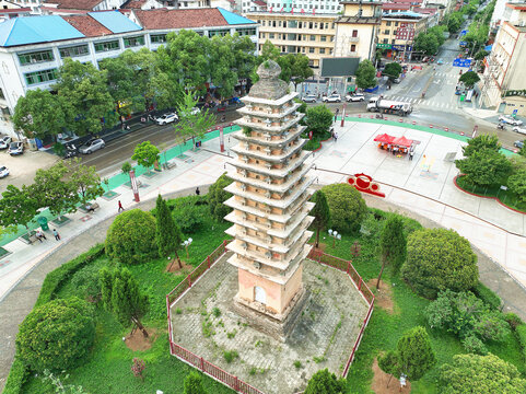 航拍陜西漢中開明寺塔唐塔