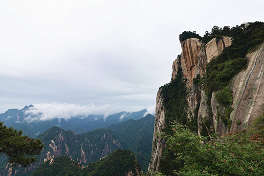 华山仙掌崖