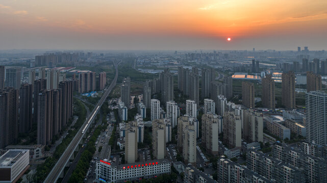 航拍夕阳下的合肥城市风光