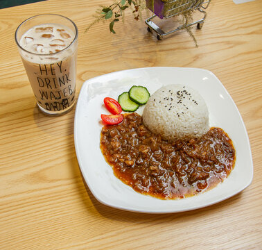 肉醬飯
