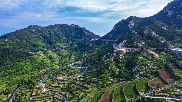 航拍青岛崂山风景区道路交通