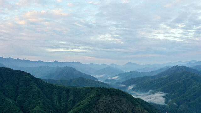 群山