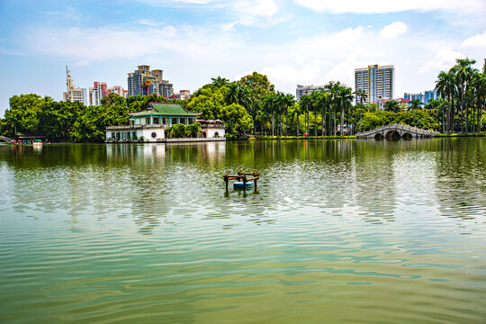 白龙湖风光