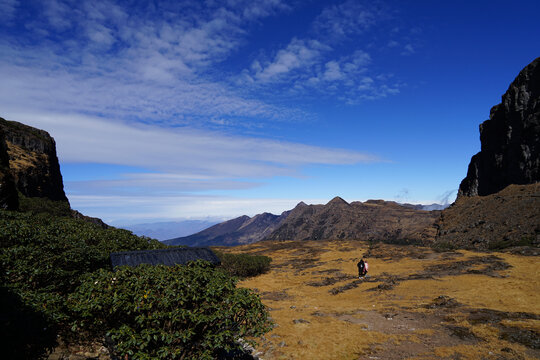 山巅景色