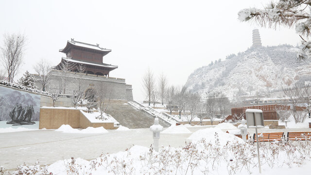 延安宝塔山雪景