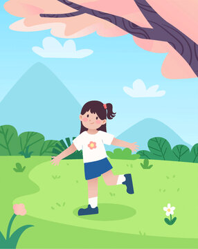 小女孩在戶外草地玩耍