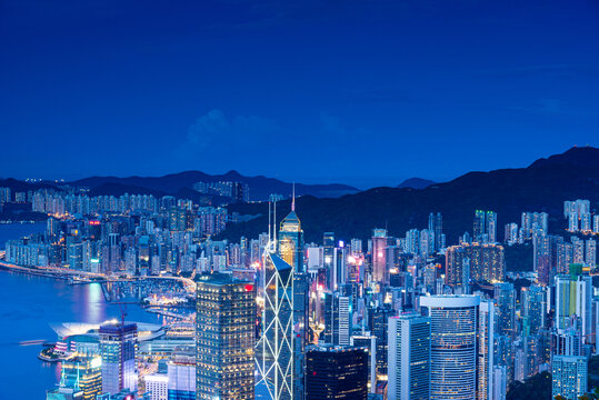 俯视香港高楼大厦夜景