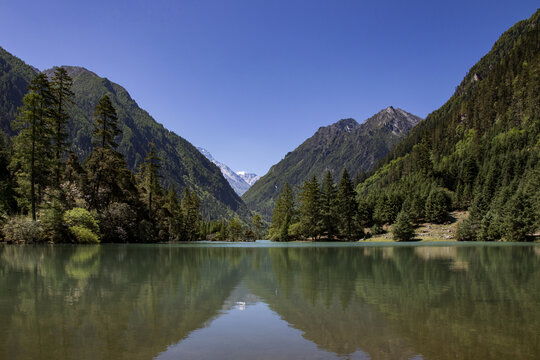 川西月亮湖