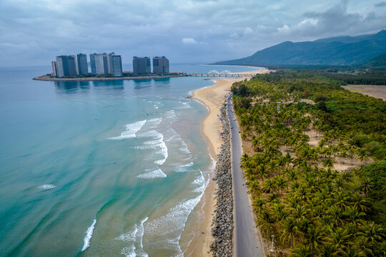 万宁日月湾沿海公路