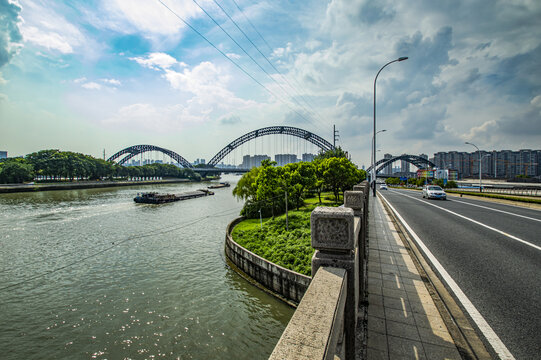 城市风景菱湖大桥