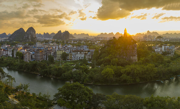 桂林塔山夕照