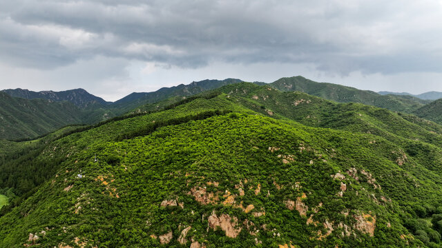 张家口赤城海坨山谷夏景