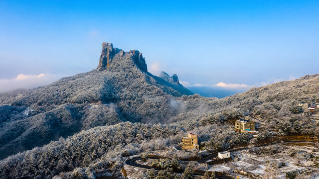 浦江仙华山风景区少女峰雪景