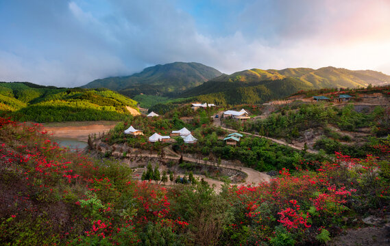 山间隐居