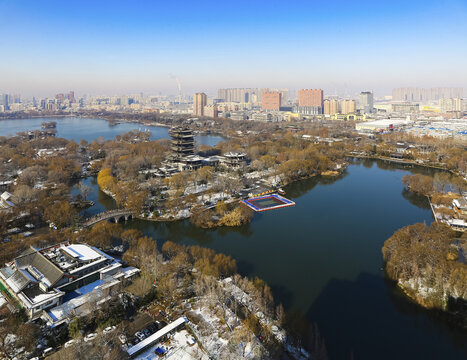 山东济南大明湖超然楼雪景航拍