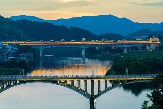 广西柳州三江宜阳风雨桥夜景
