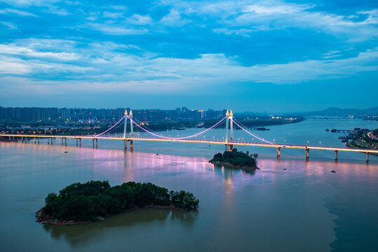 航拍湖南长沙三汊矶大桥夜景